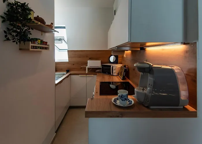 Welcome To Париж